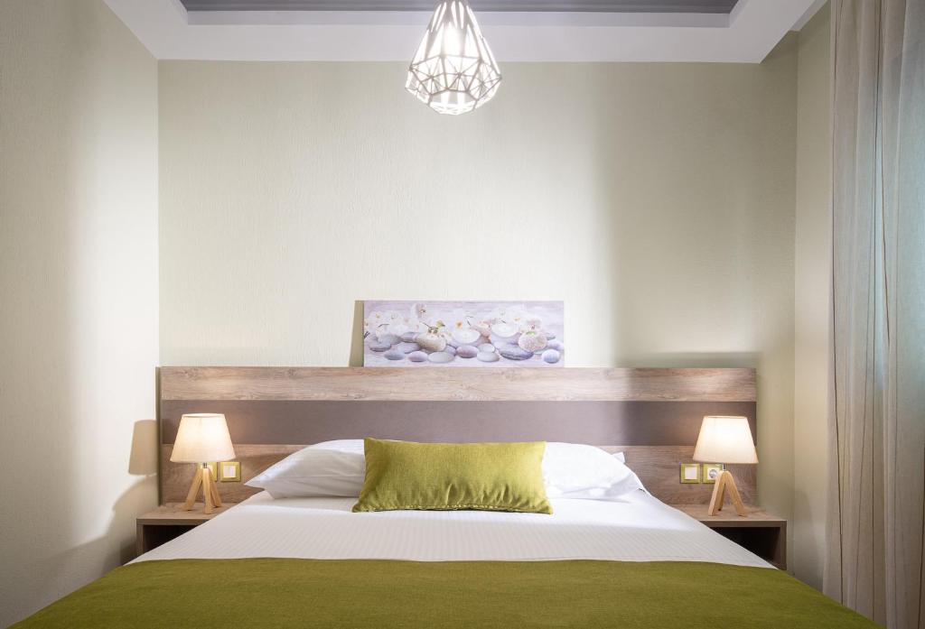 You are currently viewing Deluxe one-bedroom apartment